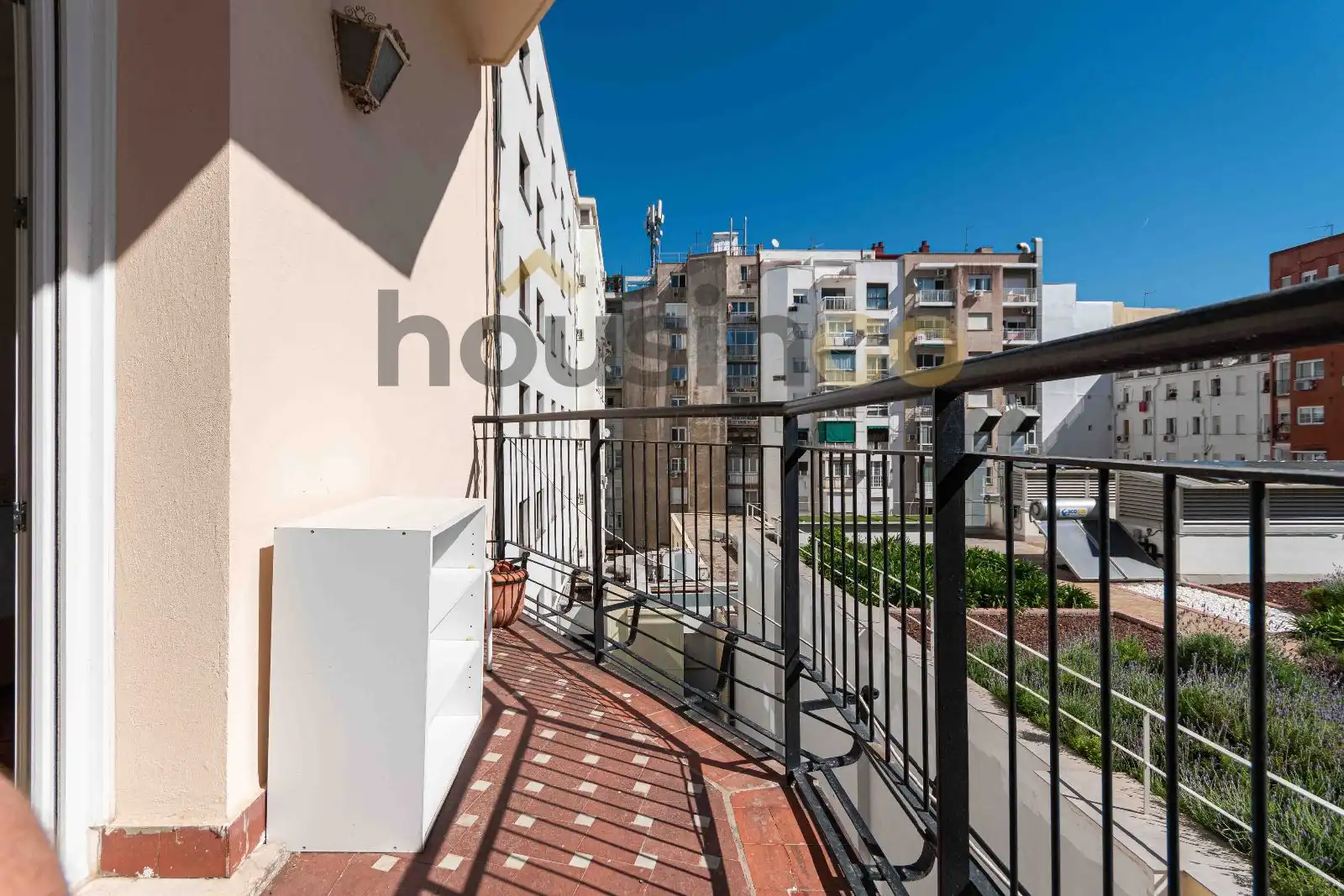 Terraza de Piso de alquiler en  Madrid Capital con Calefacción, Parquet y Terraza