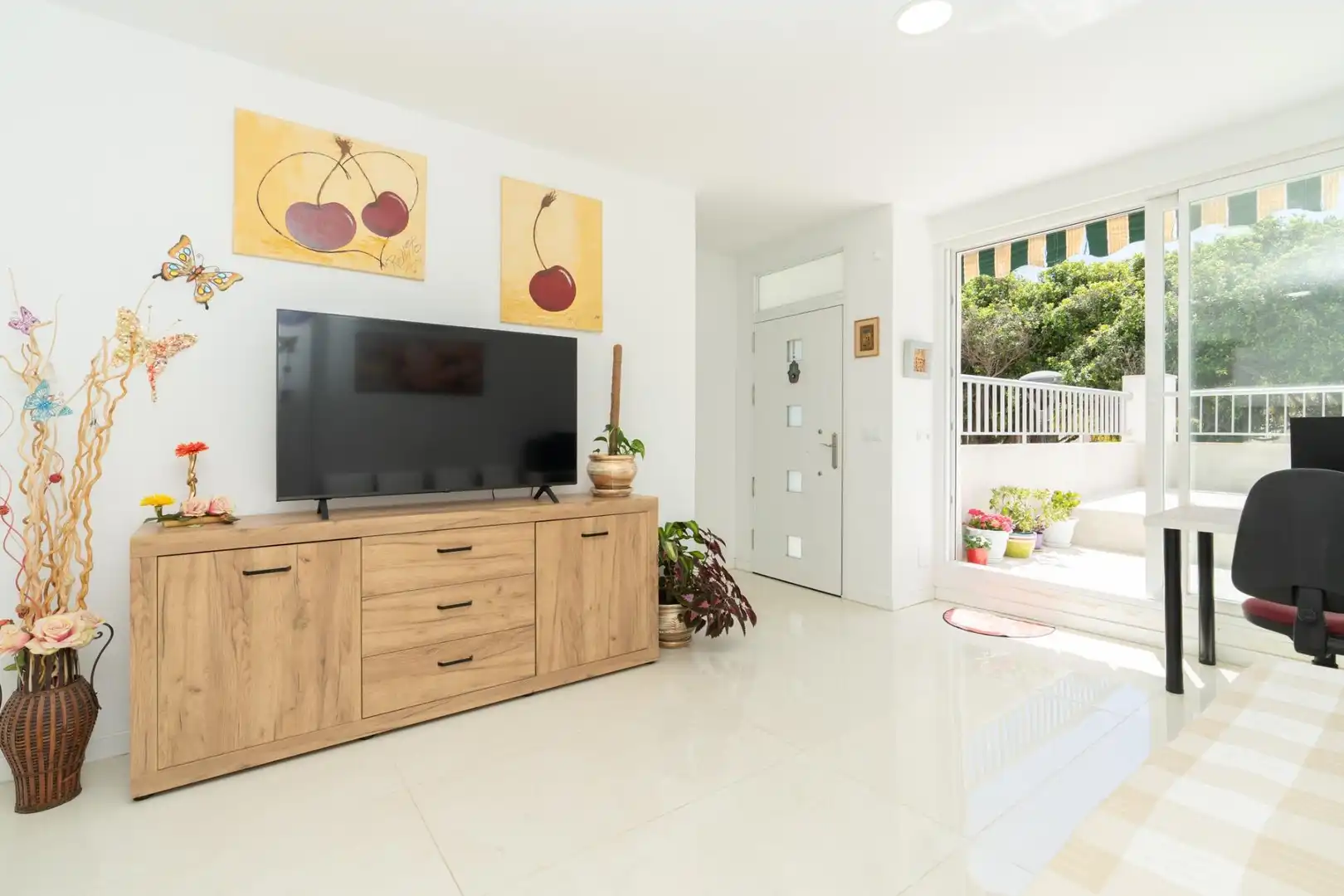 Living room of Houses for sale in Salobreña  with Air Conditioner, Terrace and Storage room
