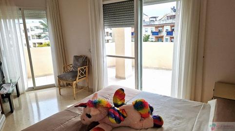 Foto 4 de Àtic en venda a Puerto de Estepona, Estepona