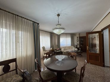 Piso con ascensor en venta en Eixample