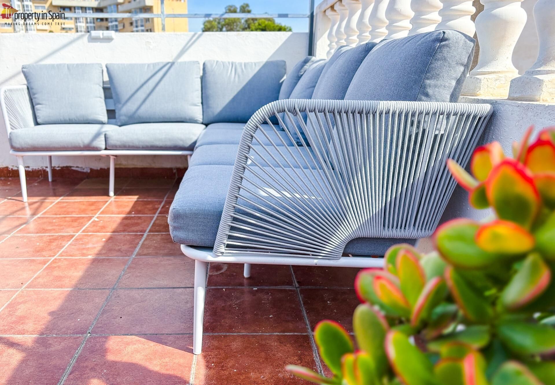 Terrassa de Casa o xalet en venda en Alicante / Alacant amb Aire condicionat, Jardí privat i Terrassa