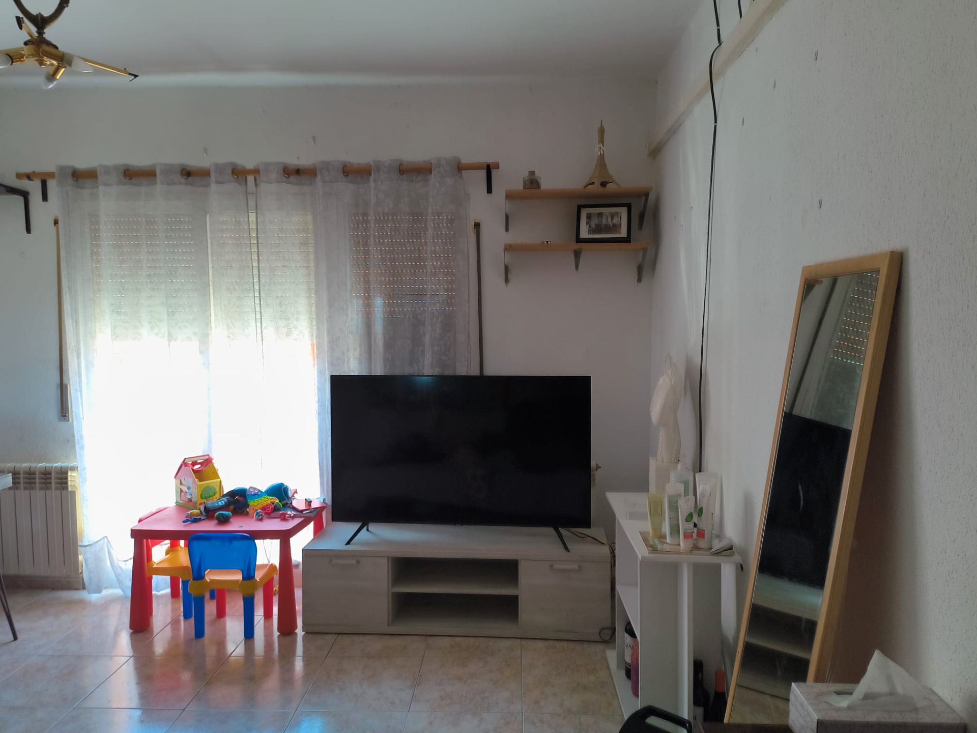 Living room of Flat for sale in  Zaragoza Capital  with Heating and Balcony