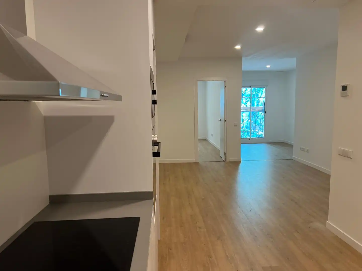 Wohnung zum Verkauf in Barcelona mit Klimaanlage, Heizung und Parkett