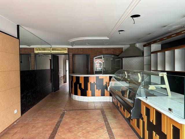 Local comercial en Alquiler en  CAMI VELL CANOVELLES, 41 en Congost