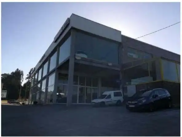 Außenansicht von Fabrikhallen zum Verkauf in Vilagarcía de Arousa