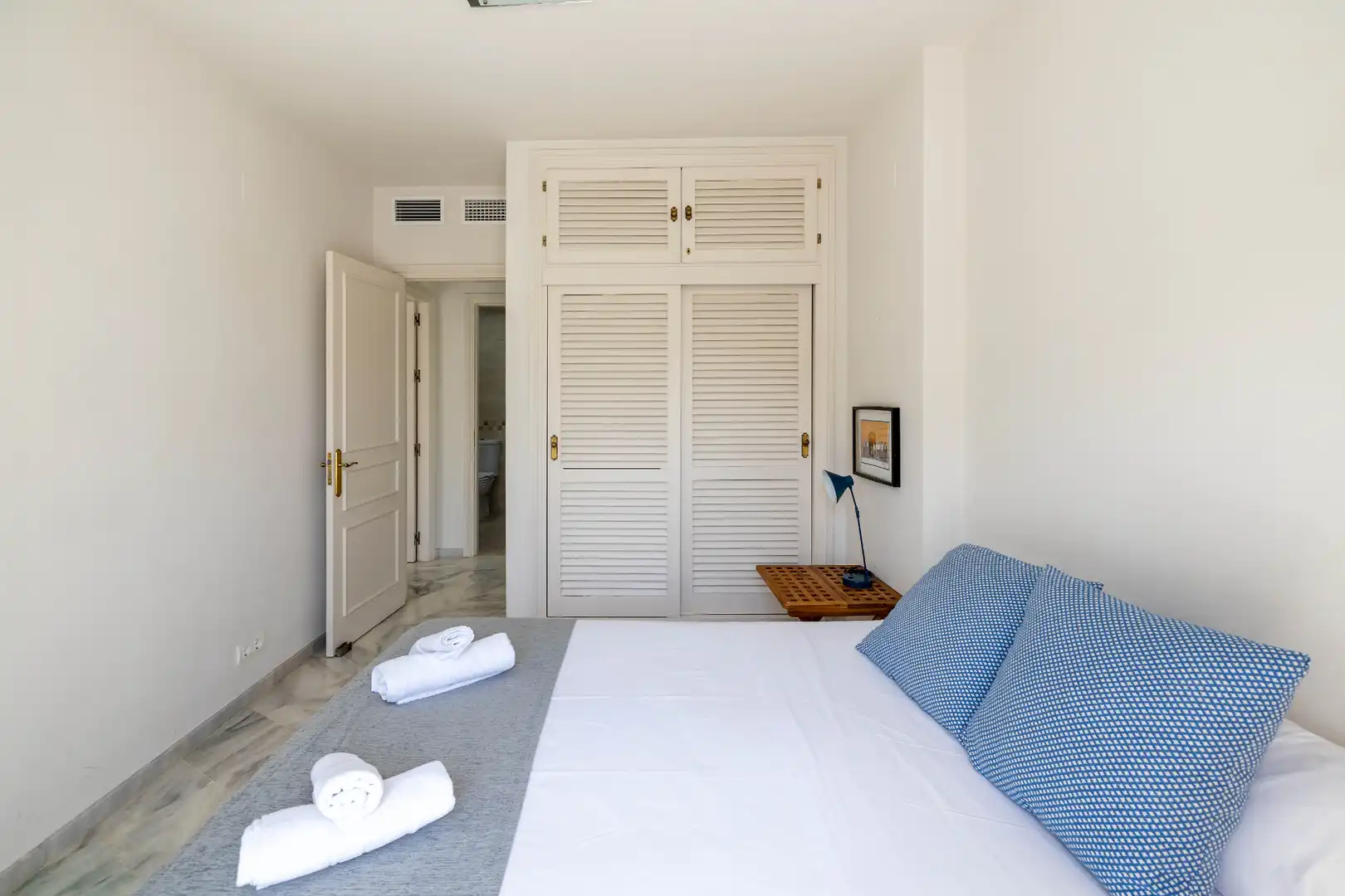Bedroom of Flat for sale in Marbella  with Air Conditioner, Heating and Terrace
