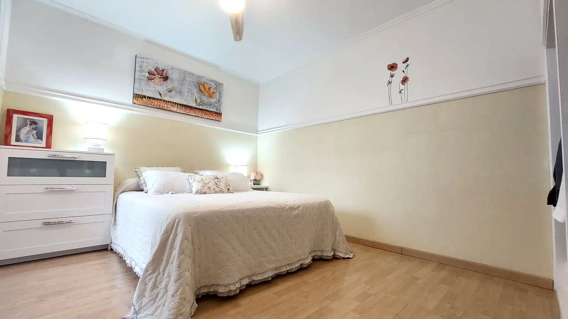 Habitación de Piso en venta en Vic con Calefacción, Parquet y Terraza