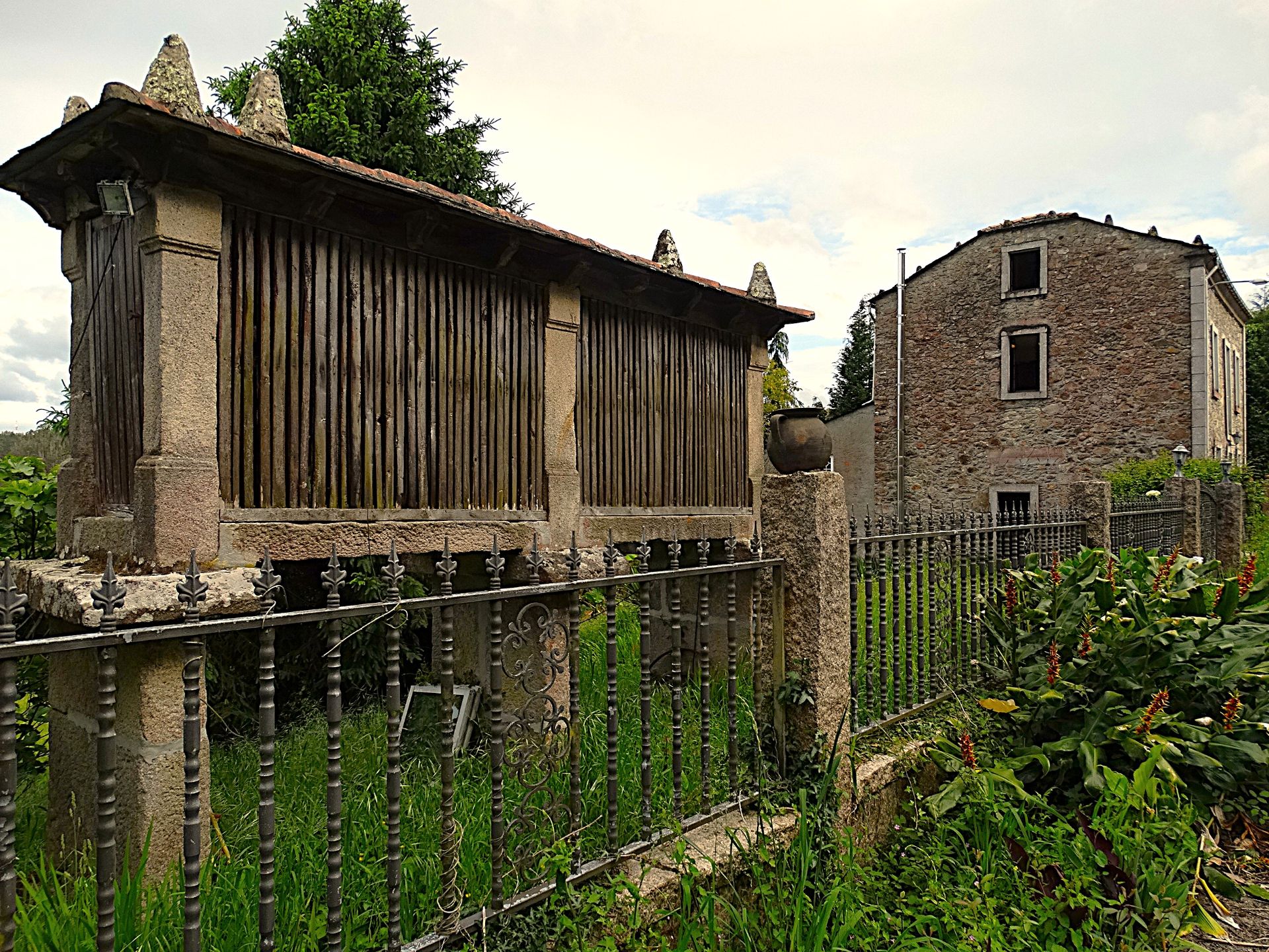 Exterior view of Country house for sale in Ourol  with Heating, Private garden and Parquet flooring