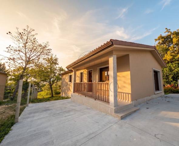 Casa-chalet en Venta en Salceda de Caselas