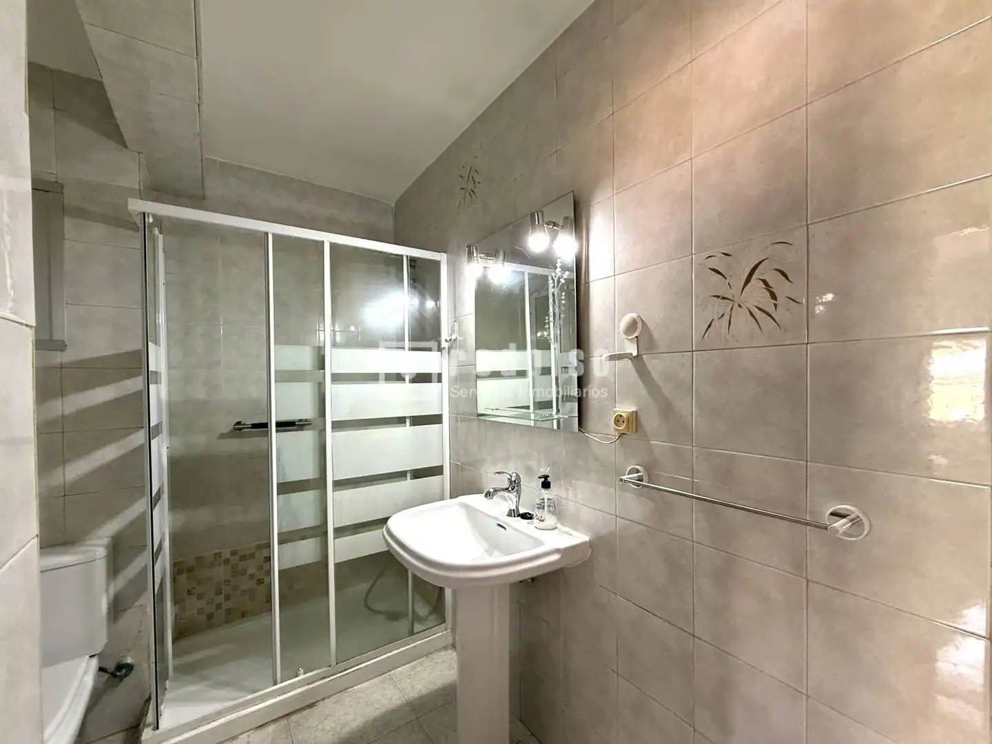 Bathroom of Flat for sale in Málaga  with Air Conditioner, Terrace and Alarm