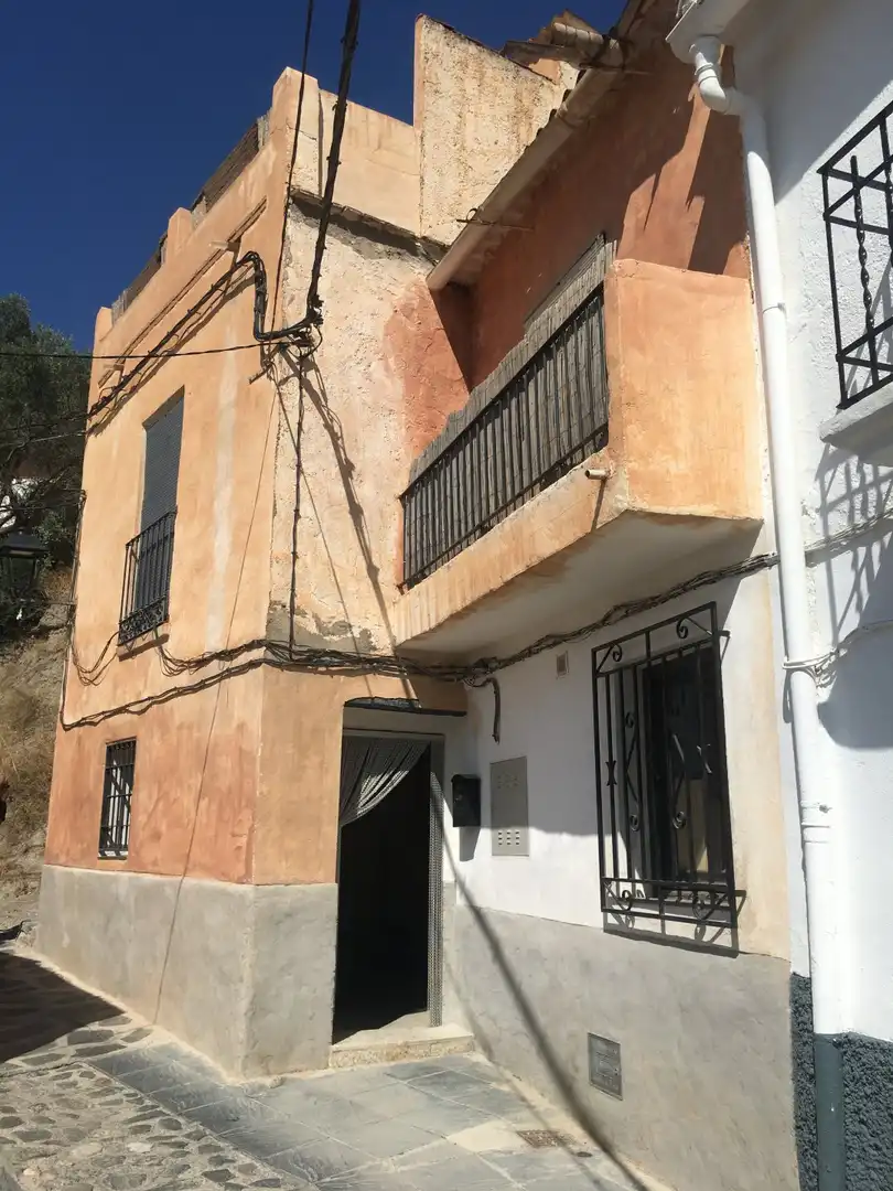 Vista exterior de Casa o chalet en venta en El Pinar con Terraza y Balcón