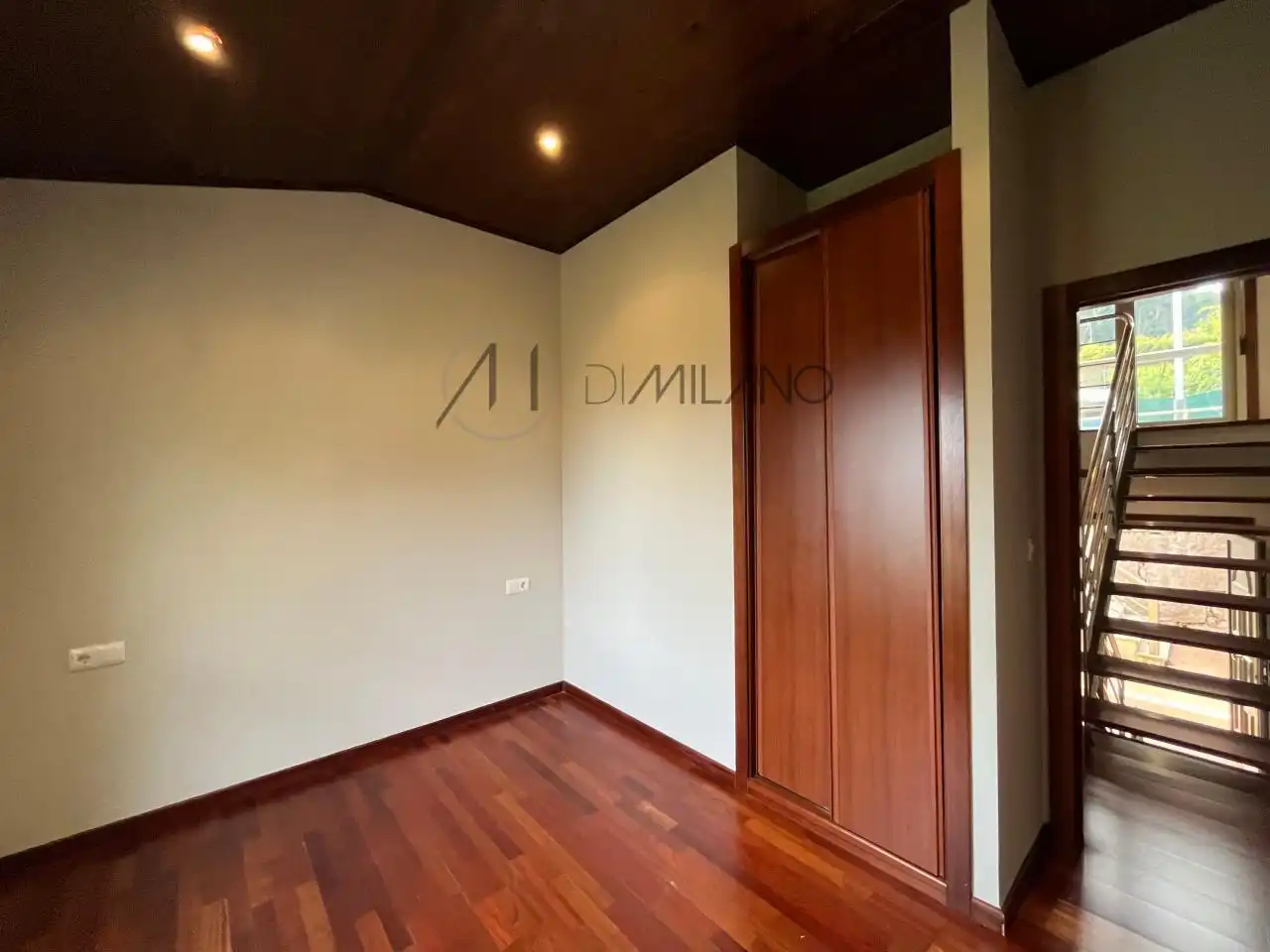 Comedor de Casa o chalet en venta en Cangas  con Calefacción, Jardín privado y Terraza