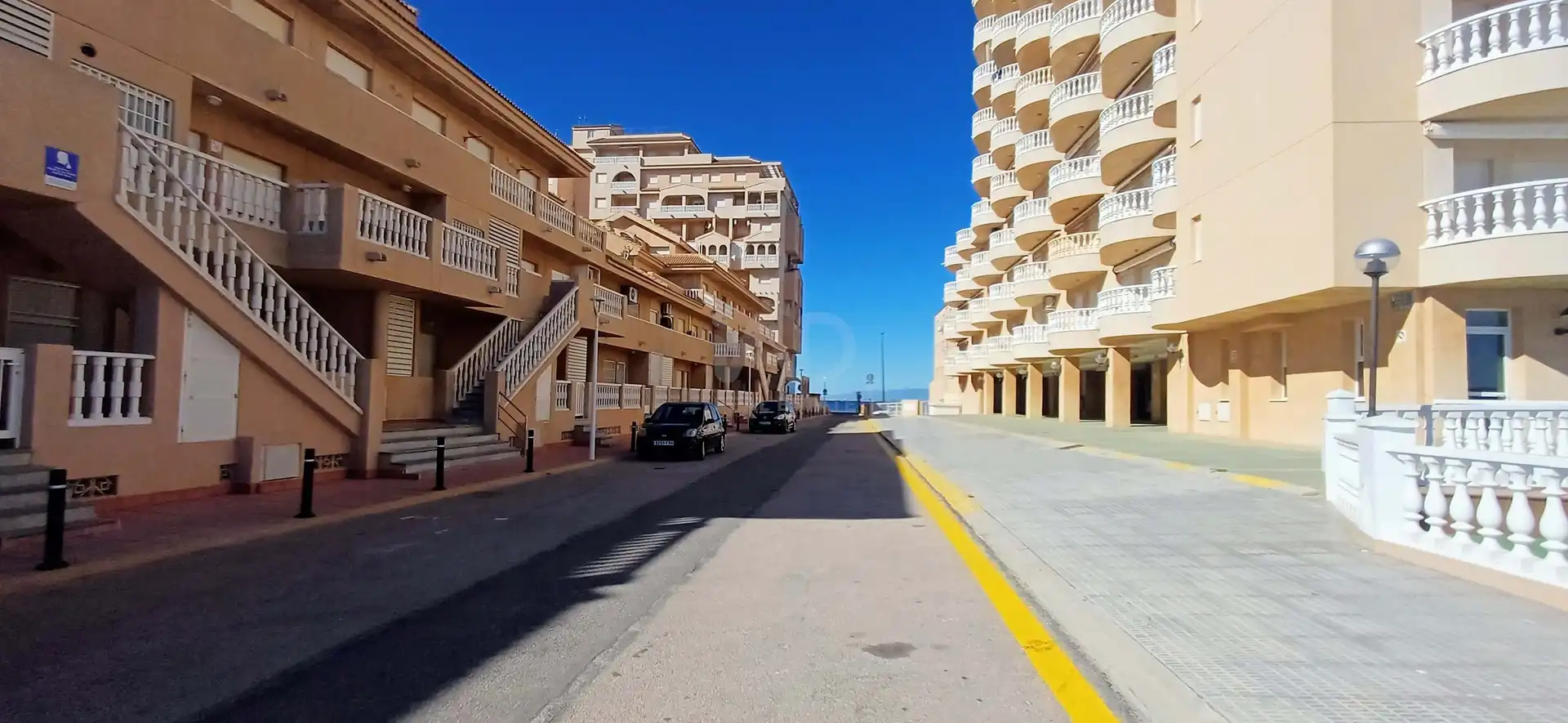 Außenansicht von Maisonette zum Verkauf in La Manga del Mar Menor mit Heizung, Terrasse und Schwimmbad