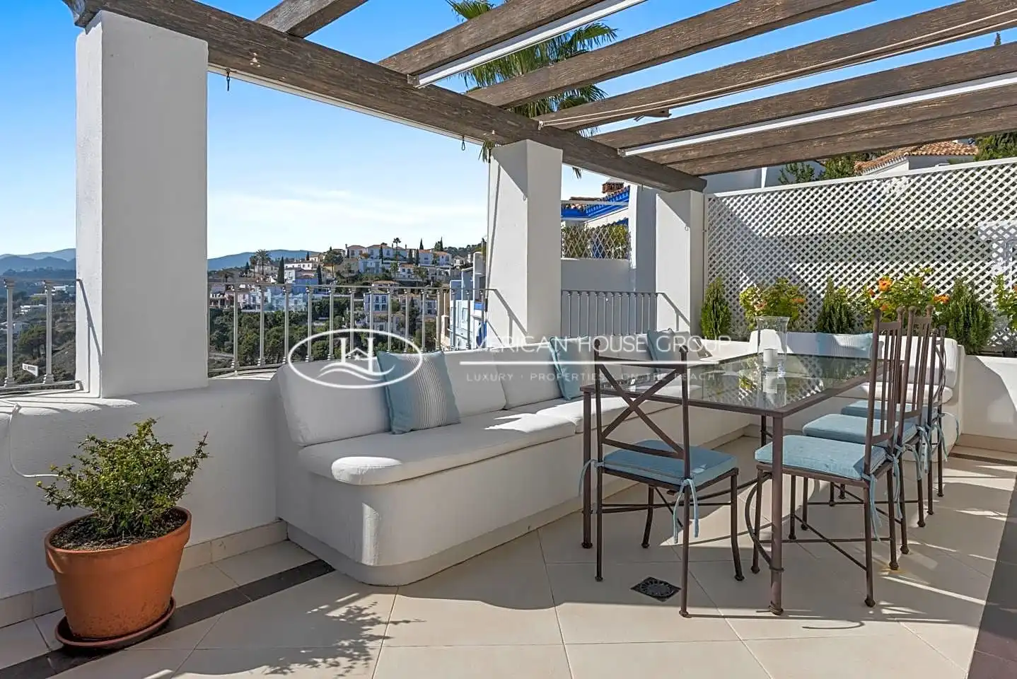 Terraza de Dúplex en venta en Benahavís con Aire acondicionado y Terraza
