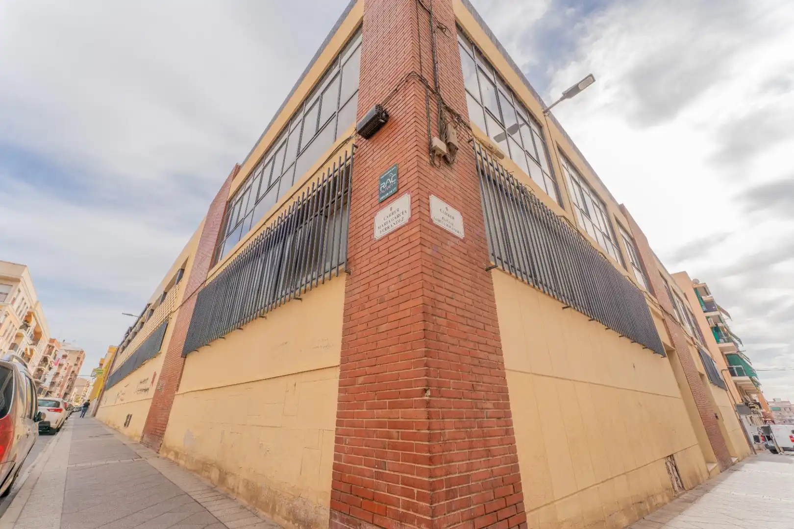 Exterior view of Industrial buildings for rent in Elche / Elx