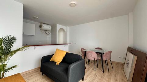 Foto 2 de Piso en venta en Calle de Sebastián de Eslava, Parque Victoria Eugenia, Málaga