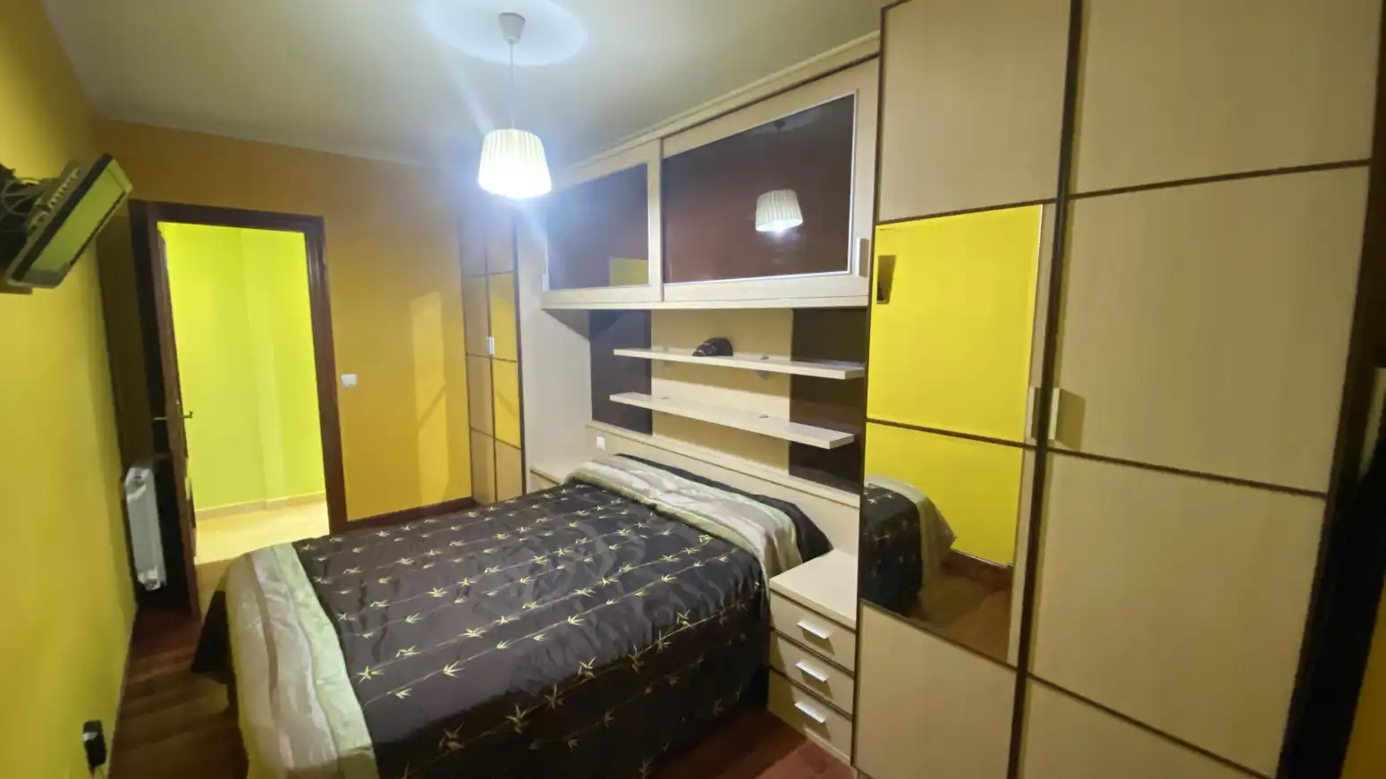 Schlafzimmer von Wohnung zum Verkauf in Entrambasaguas mit Heizung, Privatgarten und Terrasse