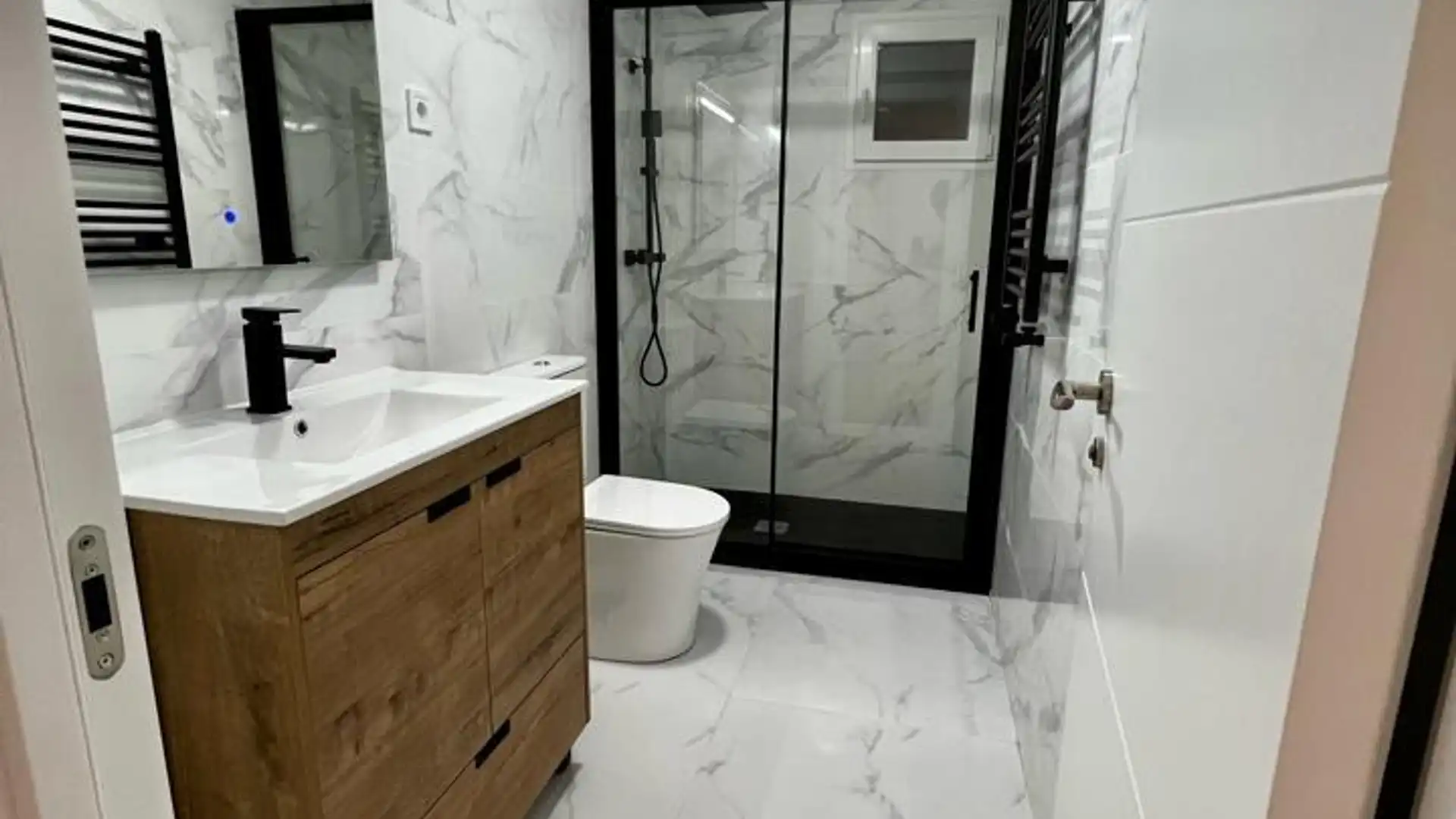 Baño de Planta baja en venta en Torrejón de Ardoz con Aire acondicionado