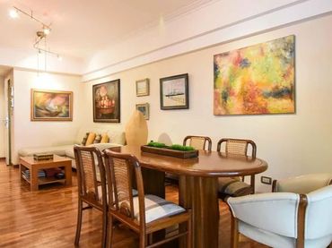 Piso con ascensor en venta en Carrer de Rocafort 252
