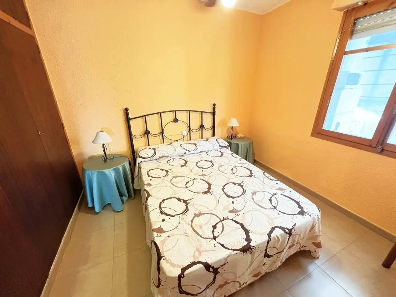 Habitación de Apartamento en venta en Benicasim / Benicàssim con Aire acondicionado, Calefacción y Terraza
