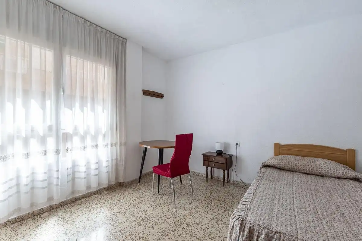 Flat with lift to rent in Beiro, imagen 11