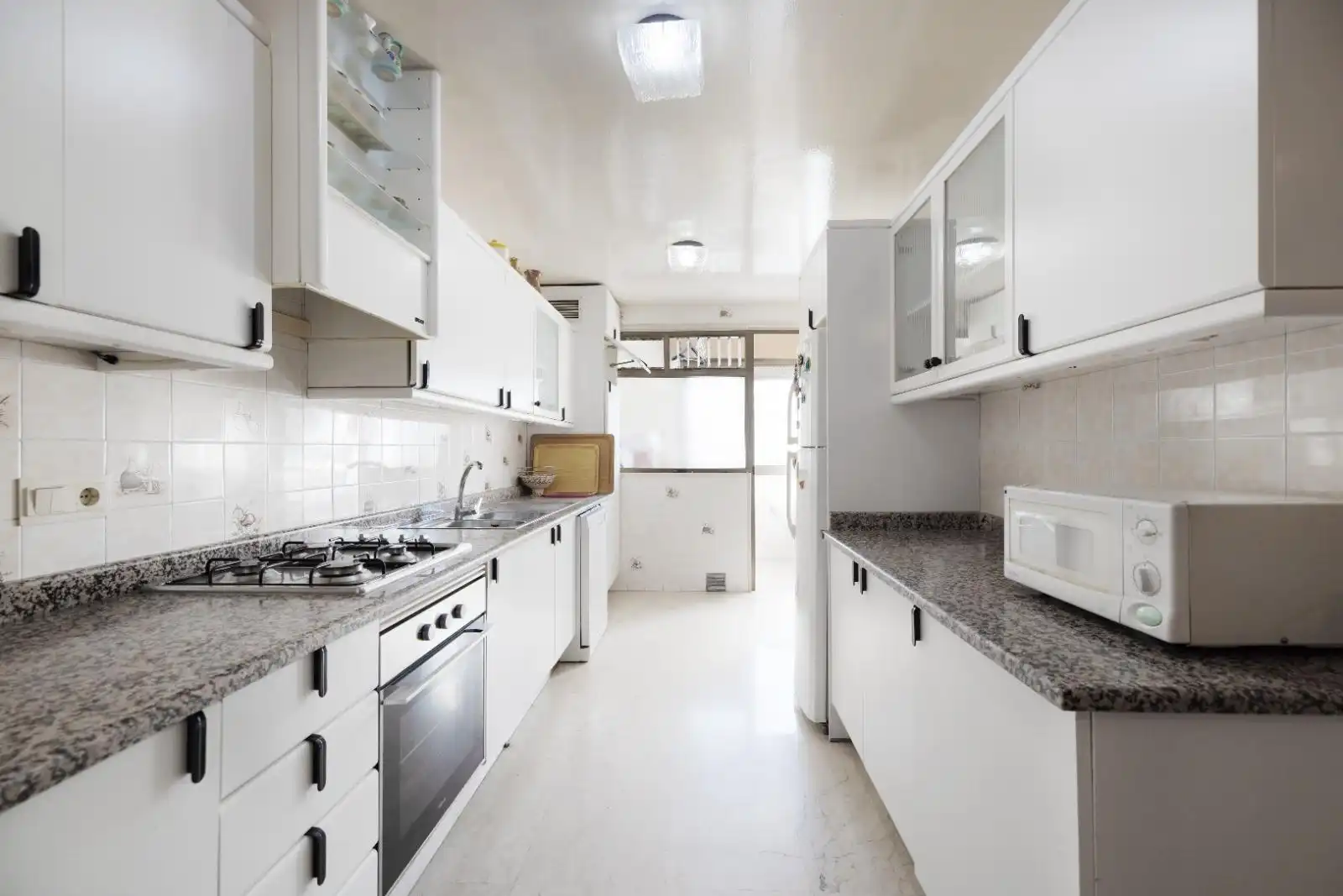 Kitchen of Flat for sale in Sevilla  with Air Conditioner, Heating and Terrace