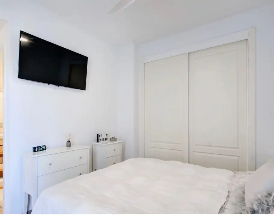 Bedroom of Flat for sale in Mijas  with Air Conditioner, Terrace and Storage room