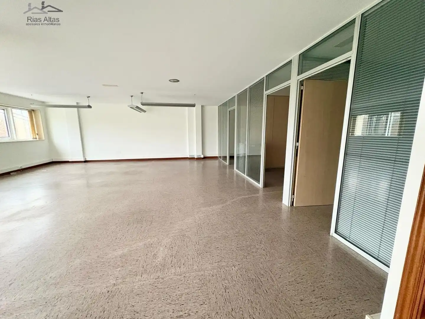 Oficina de lloguer en A Coruña Capital 