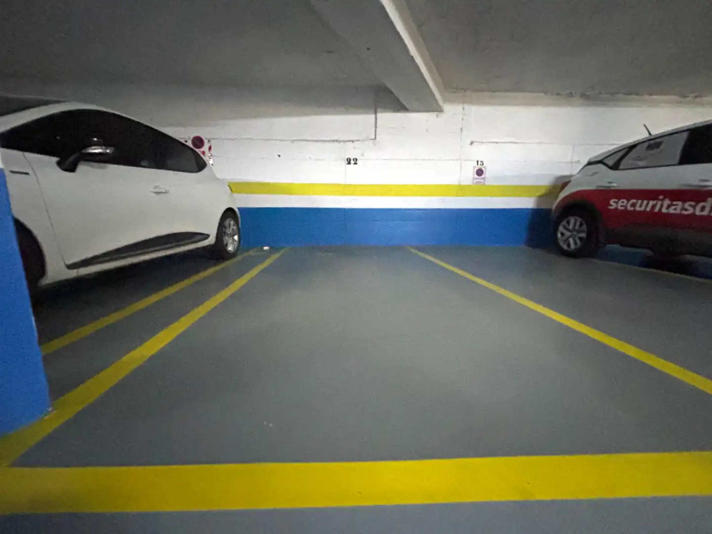 Parking of Flat for sale in Marbella  with Air Conditioner, Private garden and Terrace