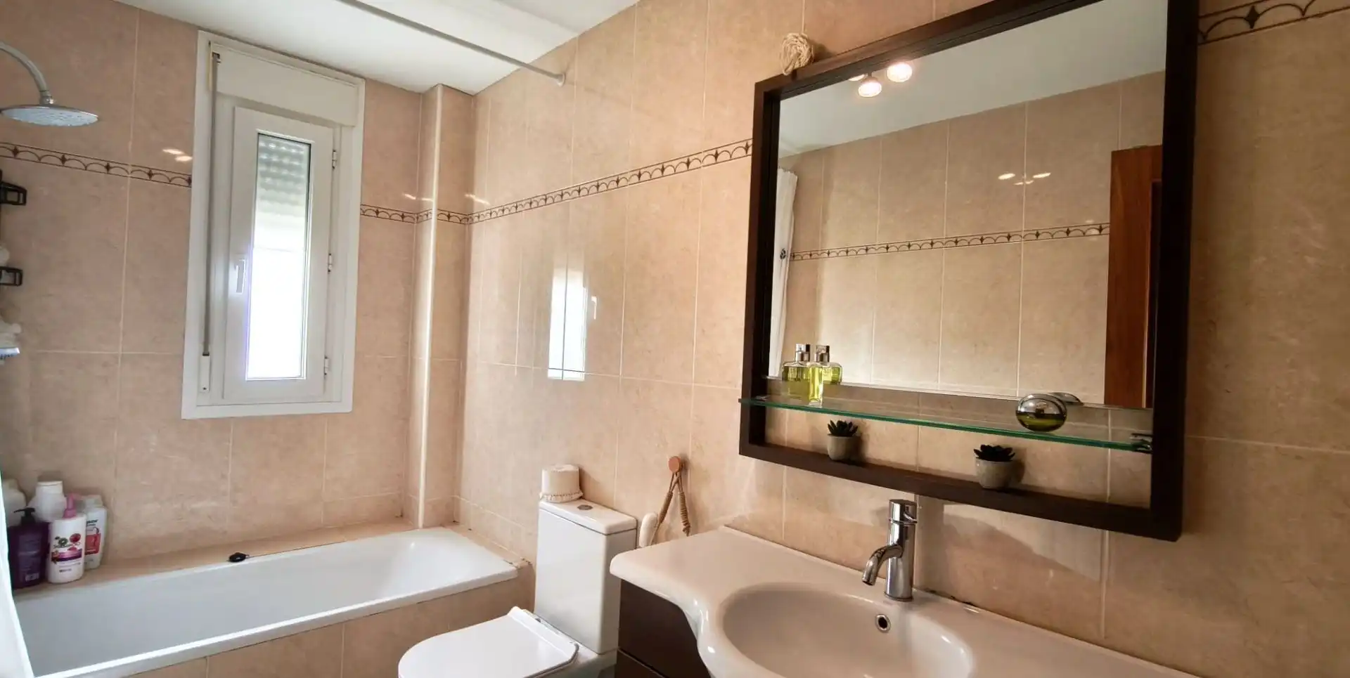 Baño de Casa o chalet en venta en Pinseque con Aire acondicionado, Calefacción y Jardín privado