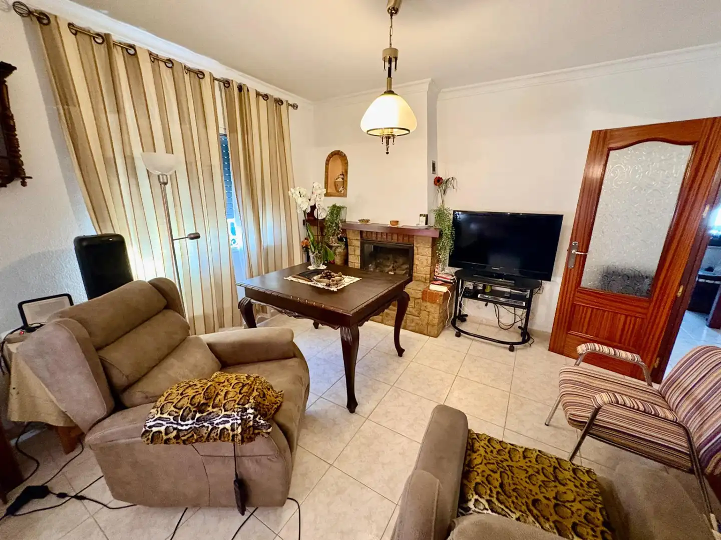 Sala de estar de Finca rústica en venta en Lorca con Aire acondicionado