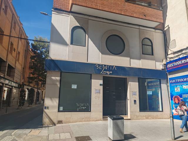 Local comercial en Alquiler en Don Benito