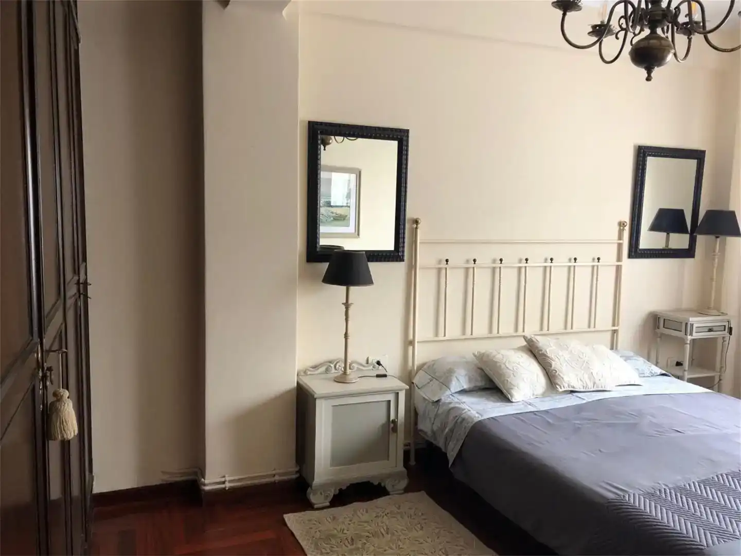 Schlafzimmer von Dachboden zum Verkauf in Vigo 
