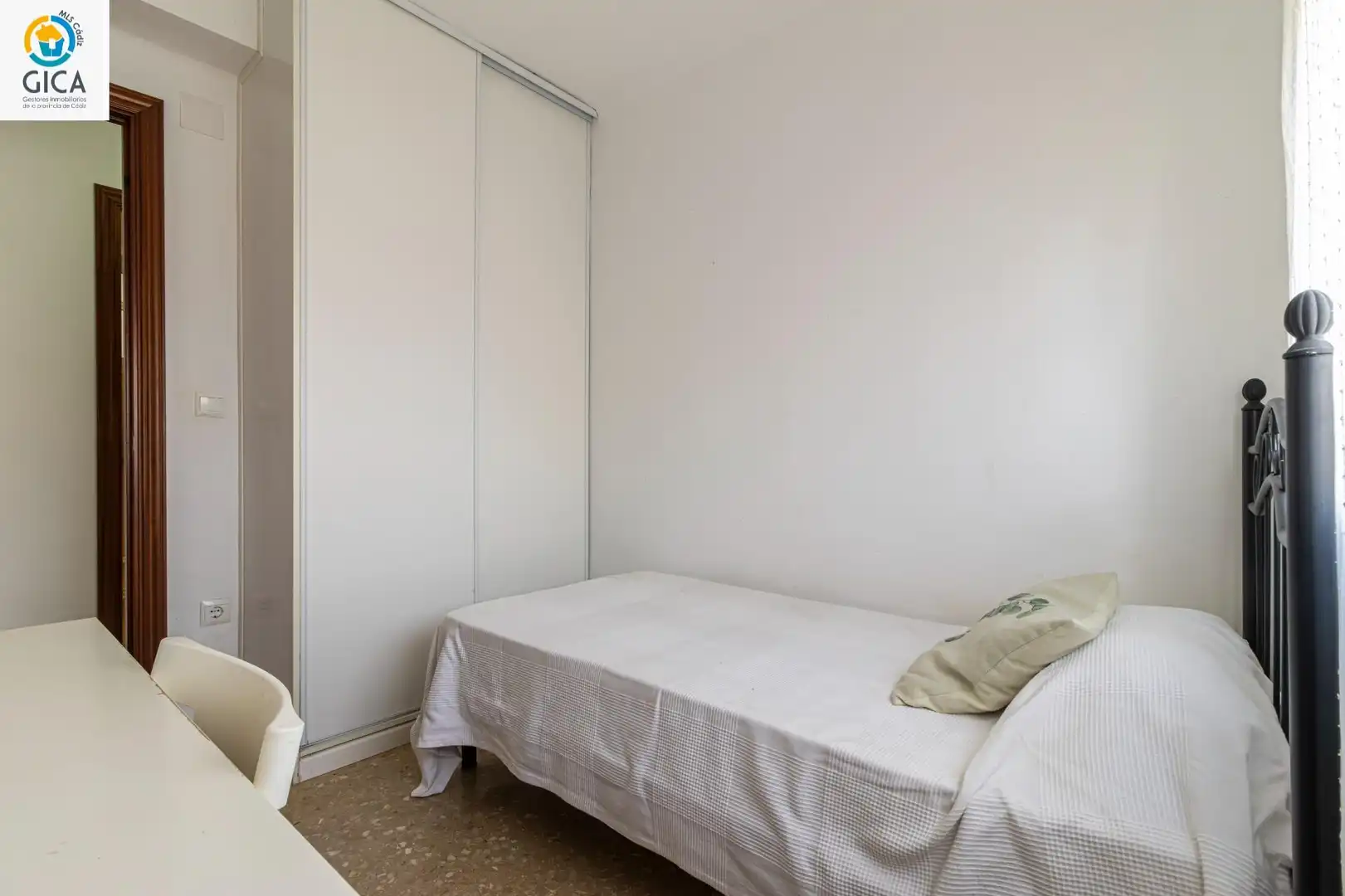 Bedroom of Flat for sale in Jerez de la Frontera  with Air Conditioner, Furnished and Community pool