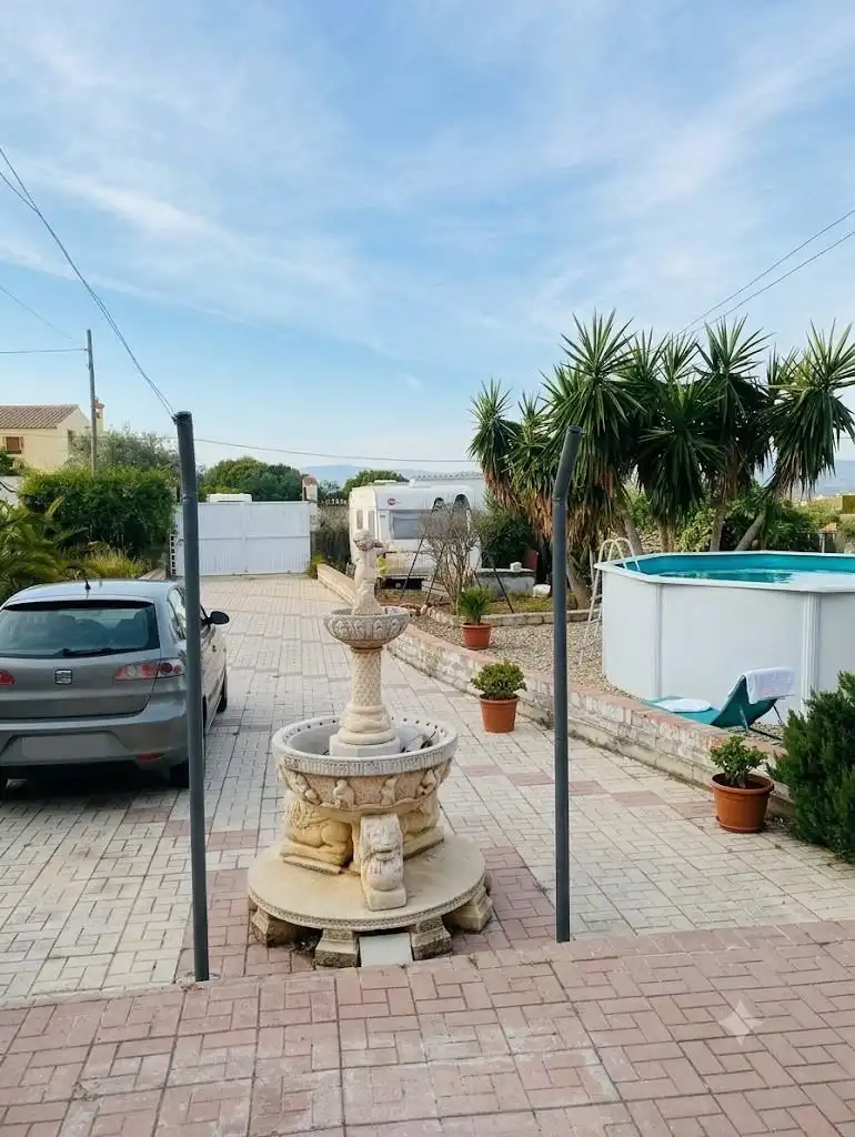 Vista exterior de Casa o chalet en venta en Alhaurín de la Torre