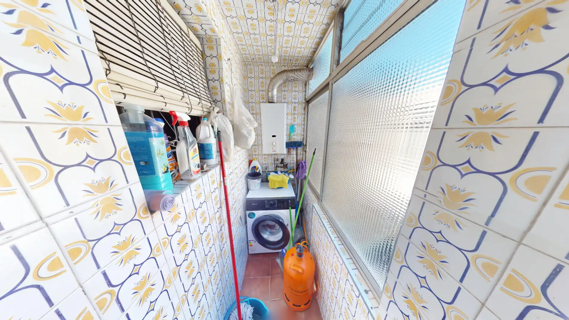 Küche von Wohnung zum Verkauf in Alicante / Alacant mit Möbliert und Balkon