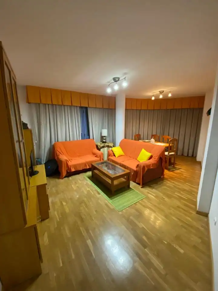 Wohnzimmer von Wohnung zum Verkauf in Tarancón mit Heizung, Parkett und Terrasse