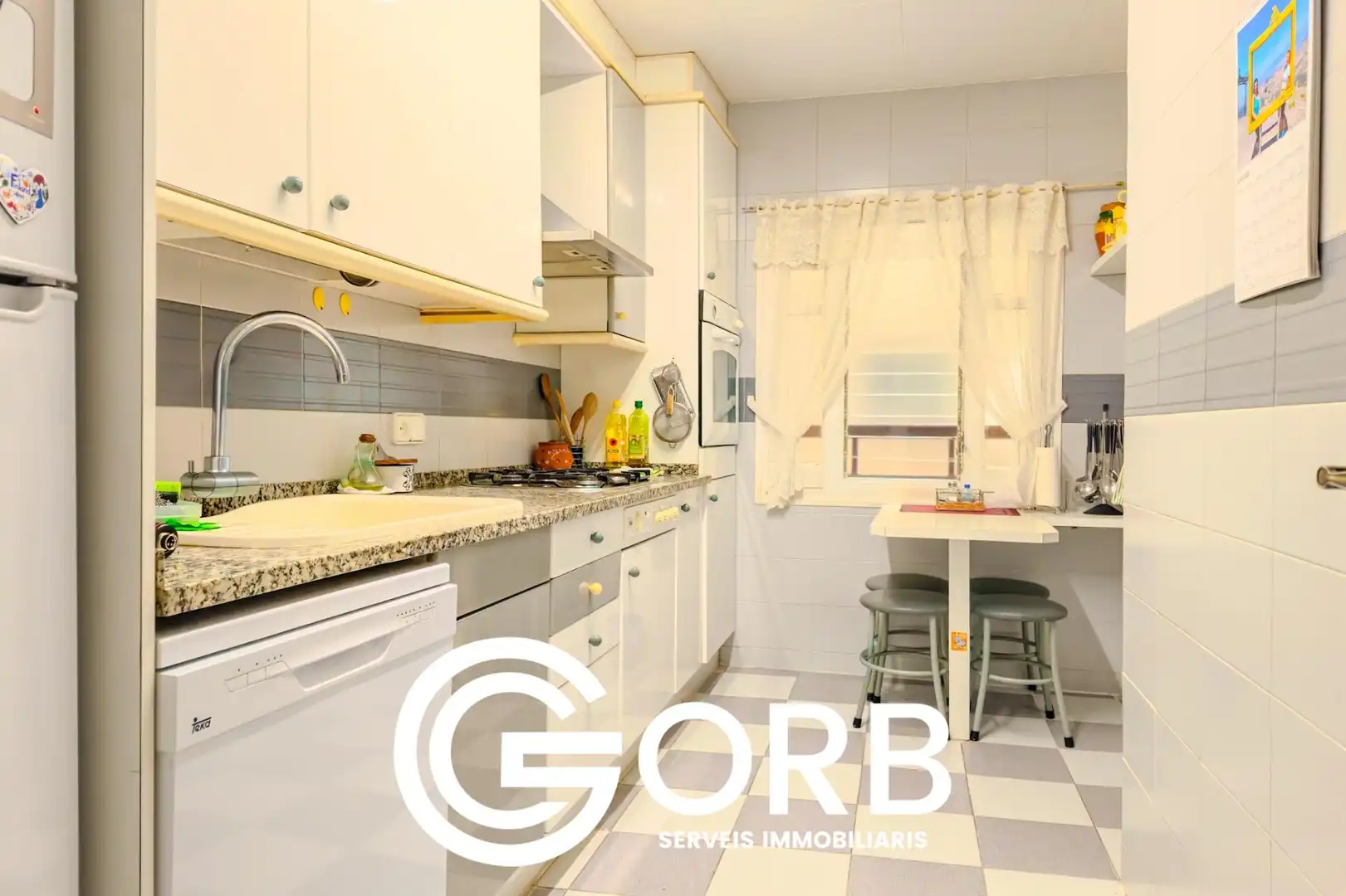 Cocina de Piso en venta en Mataró con Calefacción, Terraza y Balcón