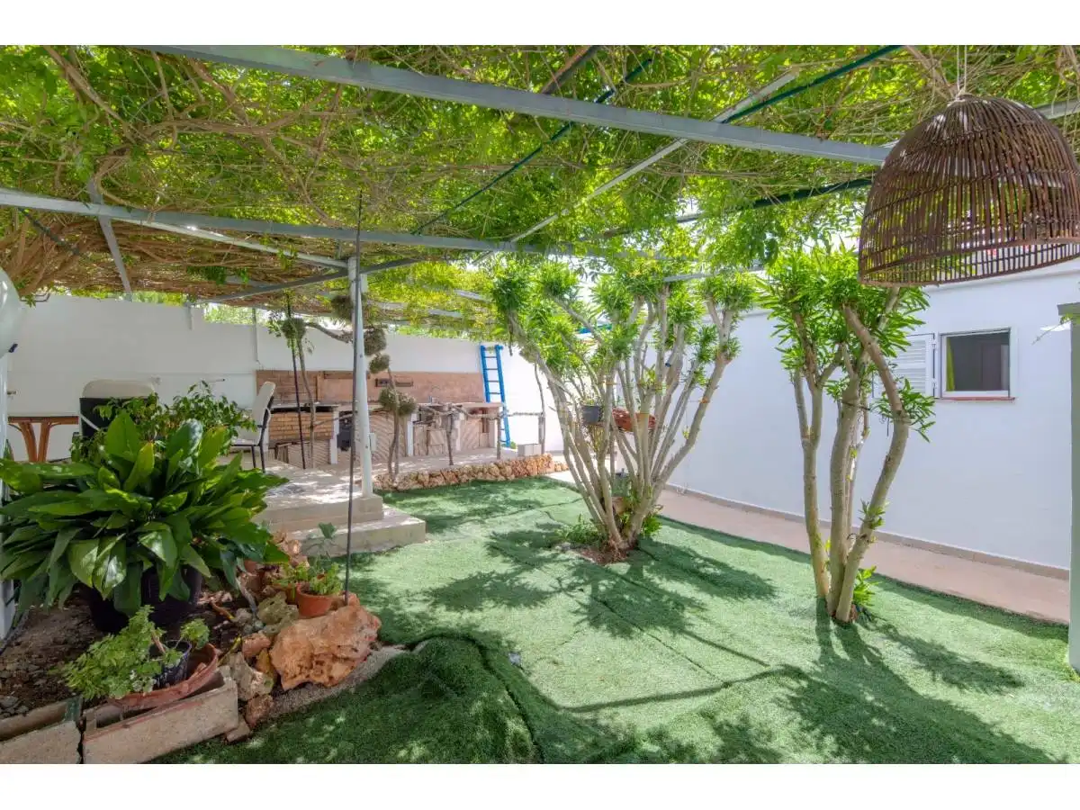 Jardí de Casa o xalet en venda en Alaior amb Jardí privat, Terrassa i Piscina