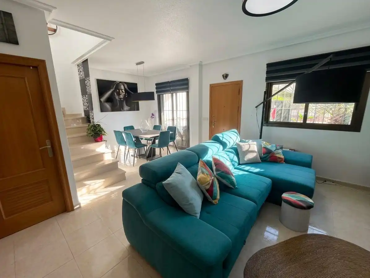 Reihenhaus mit Pool zum Verkauf in Calle ALMAZARICA LA-CIUDAD COMU, imagen 6