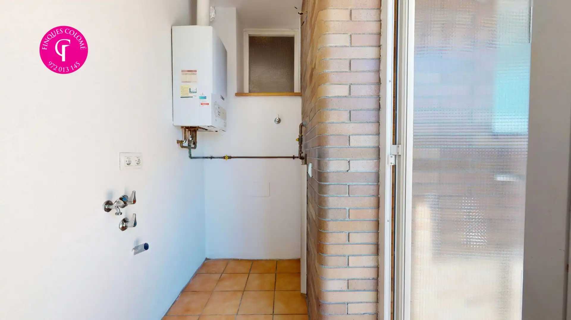 Flat for sale in Sarrià de Ter  with Air Conditioner, Heating and Balcony