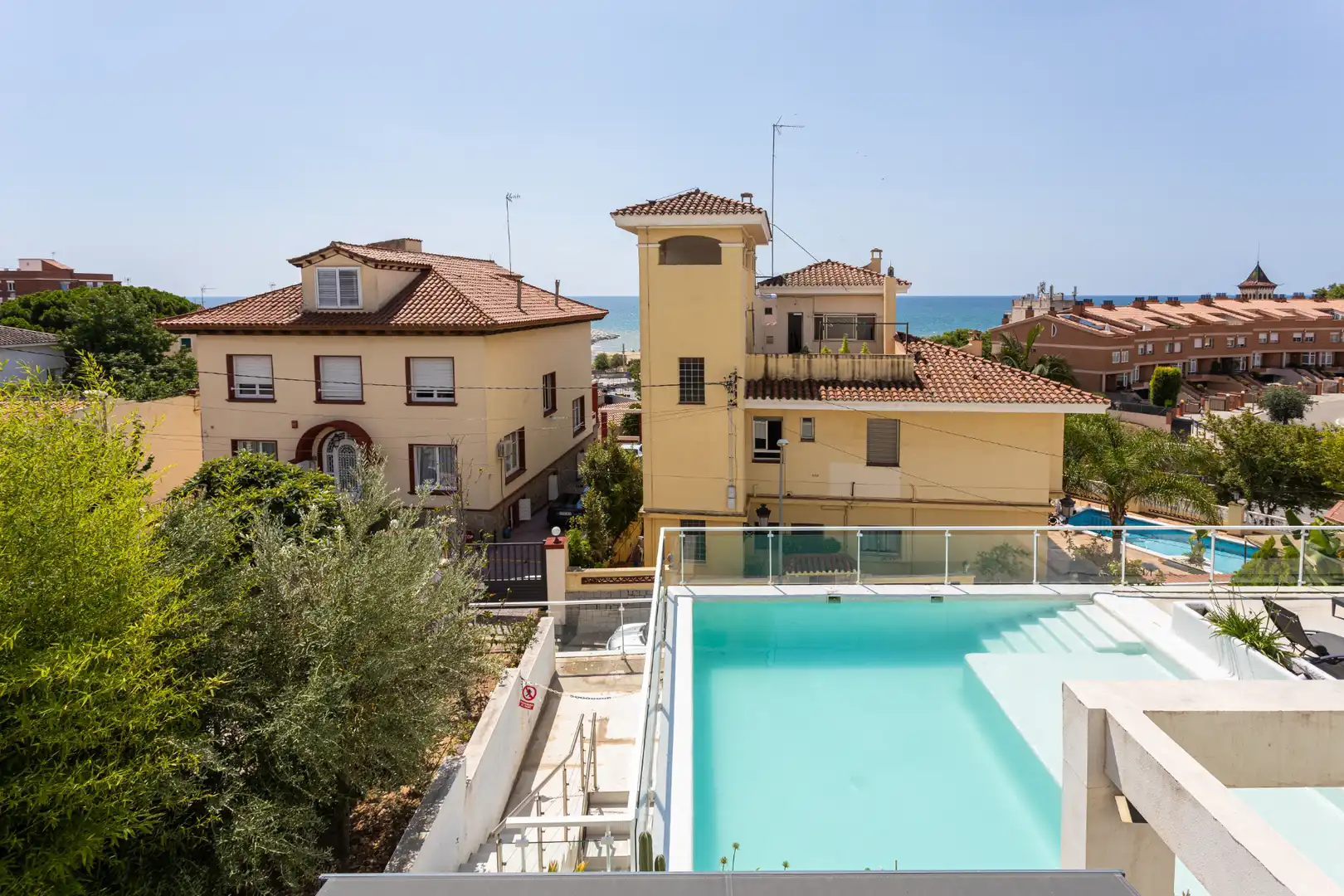 Piscina de Edifici en venda en El Masnou amb Alarma