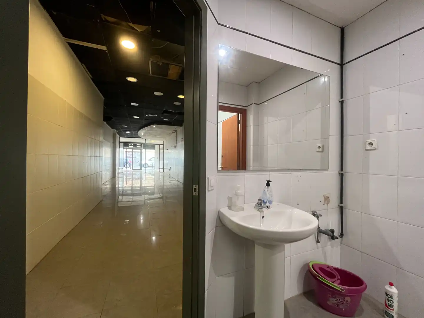 Geschaftsraum zur Miete in Girona