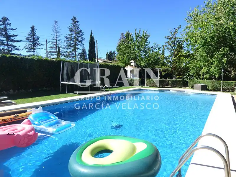 Garden of Houses for sale in Albacete  with Air Conditioner, Heating and Private garden