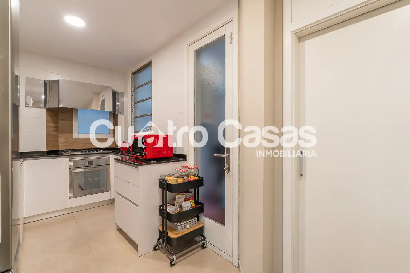 Kitchen of Flat for sale in Barcelona  with Air Conditioner, Heating and Parquet flooring