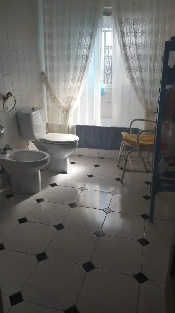 Bathroom of Houses for sale in Talarrubias  with Air Conditioner, Private garden and Storage room