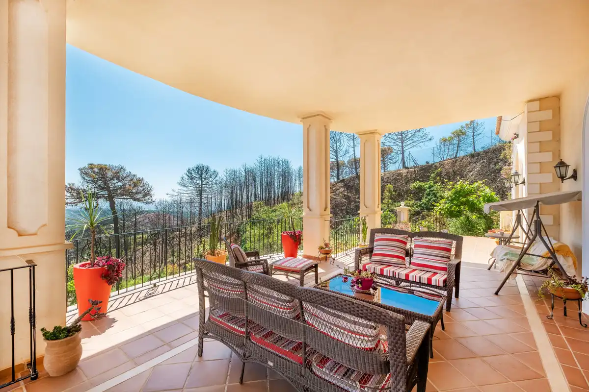 Terraza de Finca rústica en venta en Estepona con Aire acondicionado, Terraza y Trastero