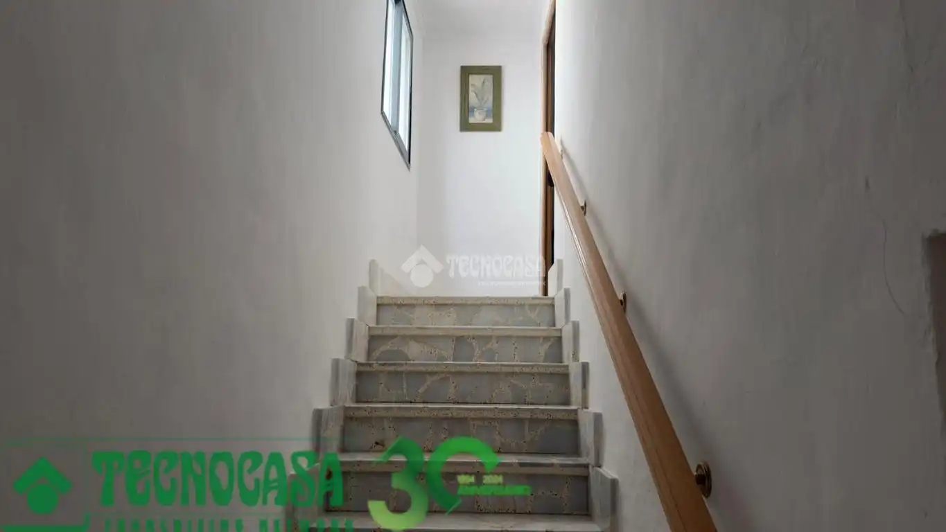 Casa aparellada en venda a Alcázar de San Juan, imagen 7