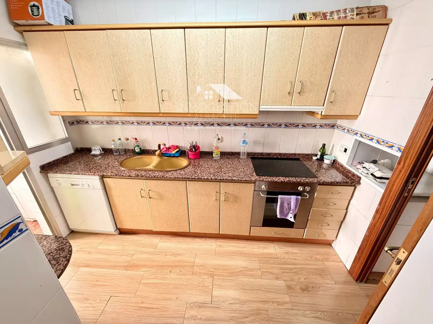 Cuina de Pis en venda en Albacete amb Calefacció, Parquet i Terrassa