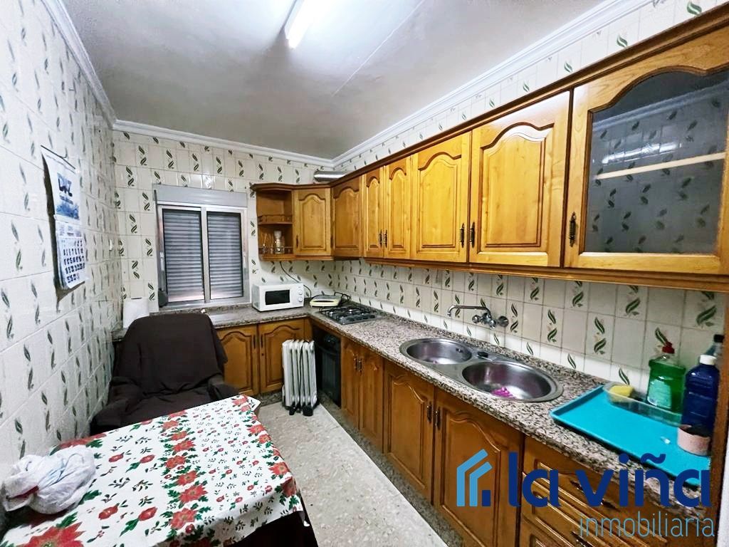 Kitchen of Flat for sale in Casariche  with Terrace, Storage room and Furnished